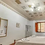 Casa Di Olga - Historical Inside The Walls *